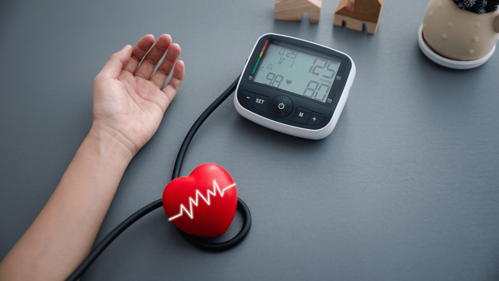 Your Blood Pressure Reading Has a “Hidden Number” Doctors Say Most People Ignore